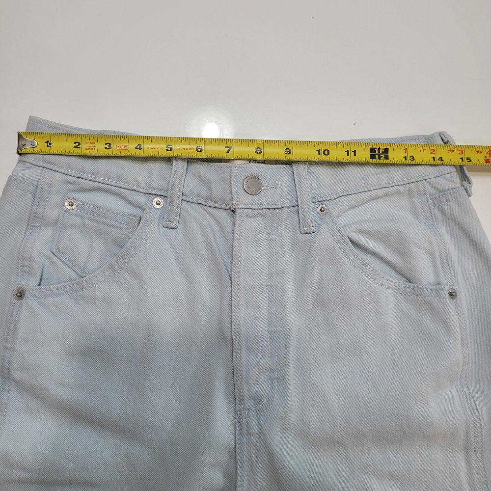 Universal Thread High-Rise Curved Leg Barrel Ballow Light Wash Jeans  Size 6 - Picture 4 of 16